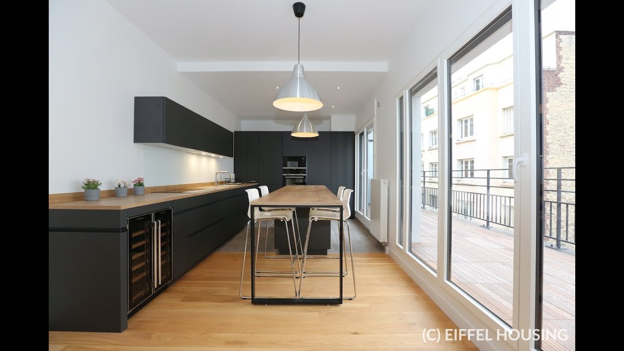 Watch video Rue du Point du Jour - Boulogne Billancourt - 139 sqm + 37 sqm private deck - Triplex - 4BR Rue du Point du Jour - Boulogne Billancourt - 139 sqm + 37 sqm private deck - Triplex - 4BR
