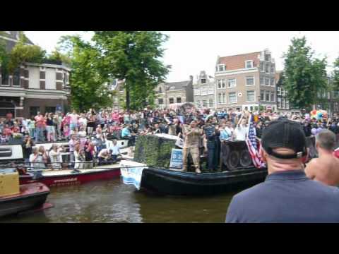 Amsterdam Canal Parade 2012 - Prinsegracht Amsterdam, 4 August - Boat no 20: Ministerie van Defensie