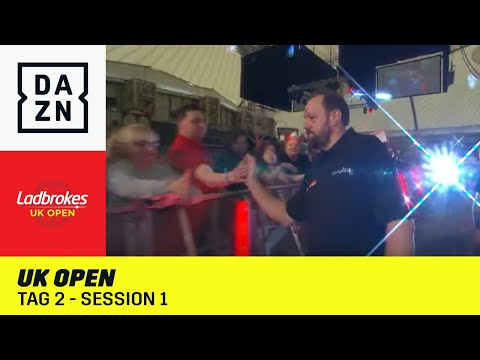 David gegen Goliath - Jason Lowe verlangt Michael van Gerwen alles ab | UK Open | DAZN Highlights