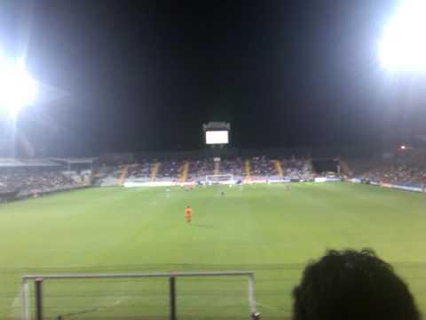 "La banda la Ultra" Barra: Ultra Morada &bull; Club: Saprissa &bull; País: Costa Rica