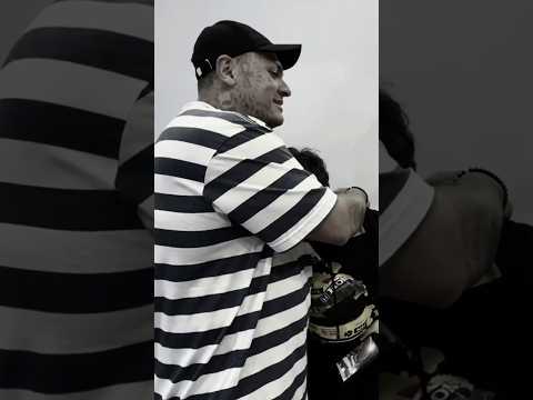 Toguro mexeu na ferida desse garoto e fez ele chorar!