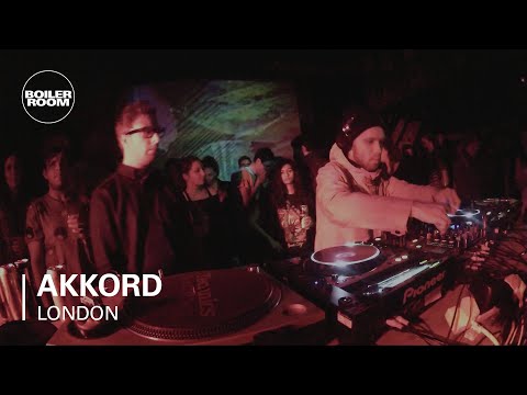 download lagu mp3 mp4 Akkord, download lagu Akkord gratis, unduh video klip Akkord