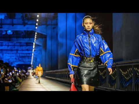 Louis Vuitton | Pré-outono 2023 | Show completo