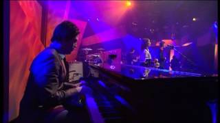 2003-10-24 Crawl Home + I Wanna Make It Wit Chu (Desert Sessions) @ Jools Holland.mpg