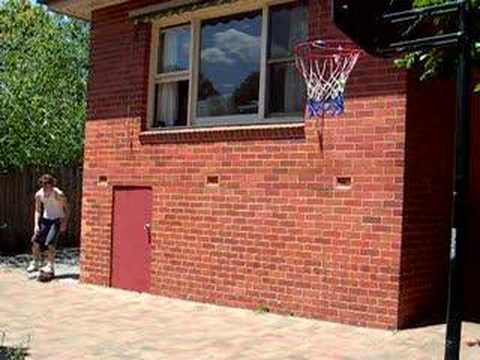 M2DC - Birdman - Kick Push Dunk