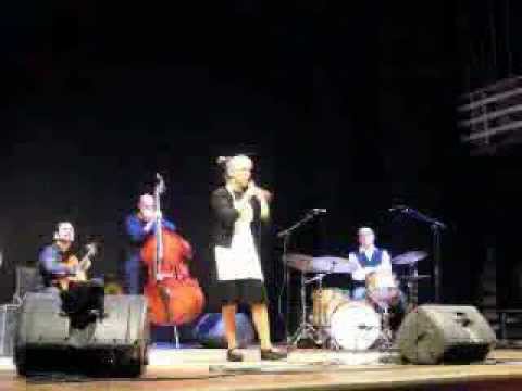 ROSSELLA FAA - DISCRETA   (Sighi.singin-2012) -Di