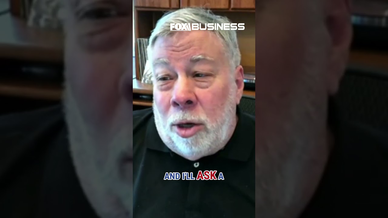 'NOT A FAN': Apple co-founder gives take on AI - YouTube