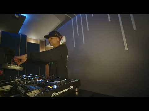 GrooveBeats live set By BryanBeats @audiowave_sas #medellin #colombia 