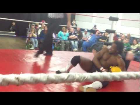 6 man Tag Team Pro Wrestling Match! *HD*