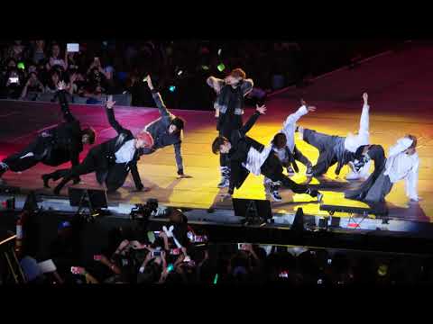 190118 SMTOWN in Chile /NCT127 - Cherry Bomb