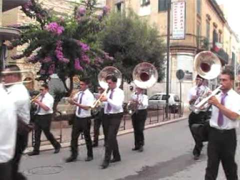 Concerto bandistico Giuseppe Verdi Città di Giovinazzo   Marcia sinfonica  Sannicandro di Bari   Festa di San Giuseppe 3 Luglio 2011