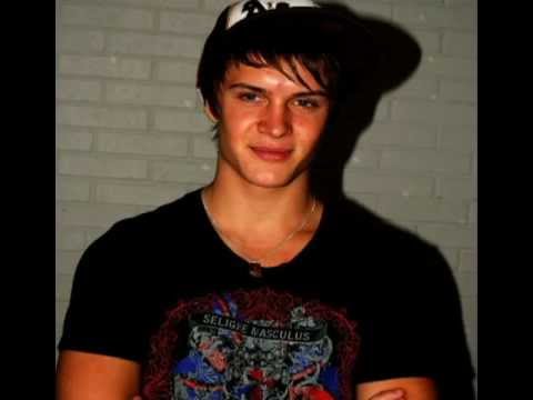 Latina girl - Alexander Helsinghof