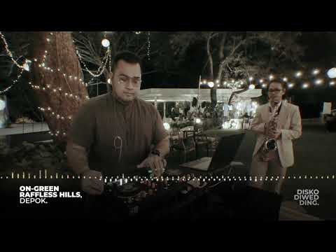 DJ & Saxophone Collab at Raffless Hills Cibubur [ Jamming/Impromptu ] | #DISKODIWEDDING
