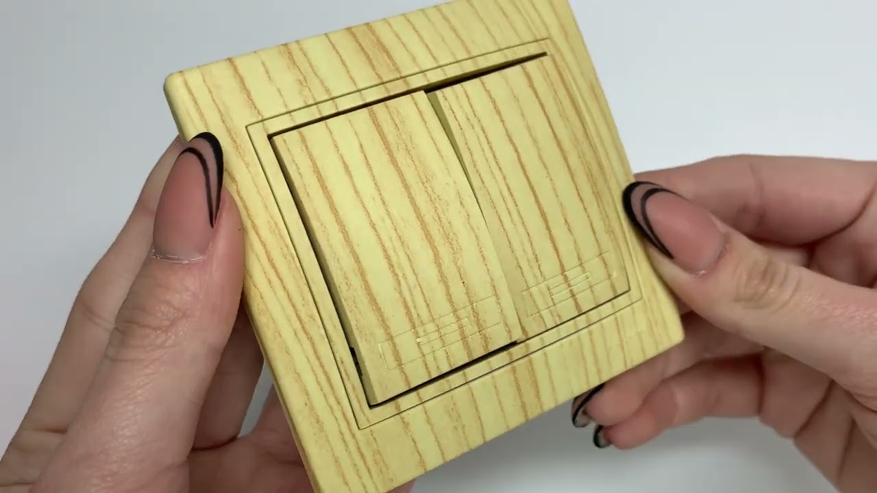 Выключатель двухклавишный LEZARD Mira дуб отбеленный 701-5252-101