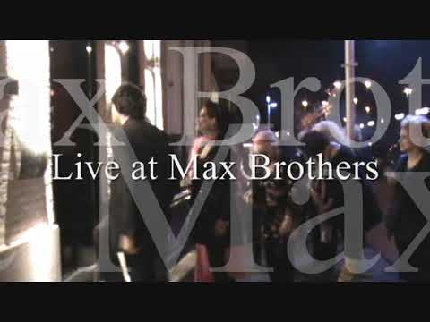 The Serious Moonlight - Live at Max Brothers - Arnhem - 11-21-2009 - 99 Luftballons