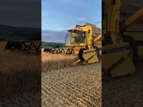 New Holland Tx66