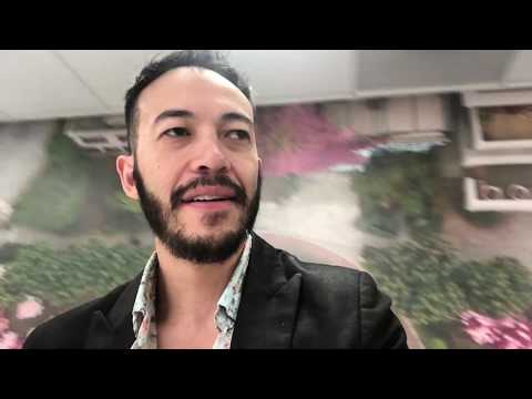 Gootecks pays some bills at a T-mobile store feat. SFV exhibition match Punk vs Sherryjenix