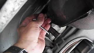 2001-2007 Chrysler Town and Country Downstream Oxygen Sensor Removal