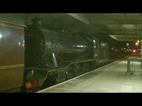 Rhyl 29.7.2014 -5Z27 WCRC 47245 towing failed 61994 The Great Marquess