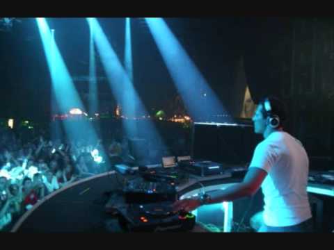DJ Tiesto - Evolution 2009 (20-09-2009) High Quality (part 1)