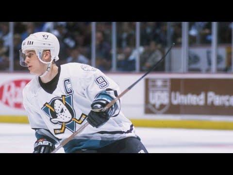 OFF THE FLOOR ON THE BOARD PAUL KARIYA!!!