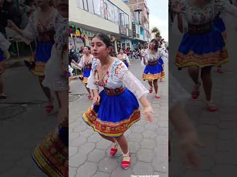 Desfile folklórico Pillaro Tungurahua Ecuador #danza #cultura #tradicion