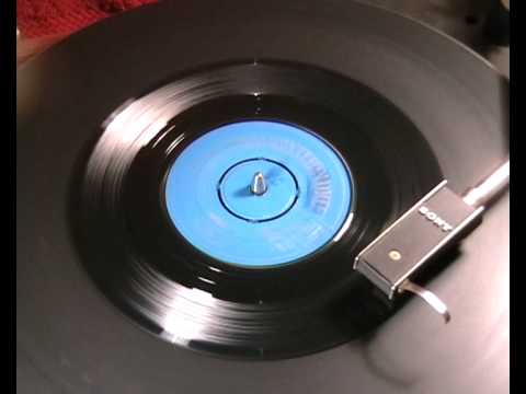 The Poni-Tails - 'Moody' - 1959 45rpm