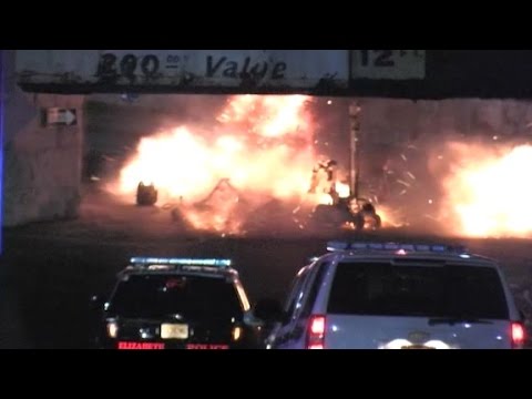 Police use these robots to disarm bombs