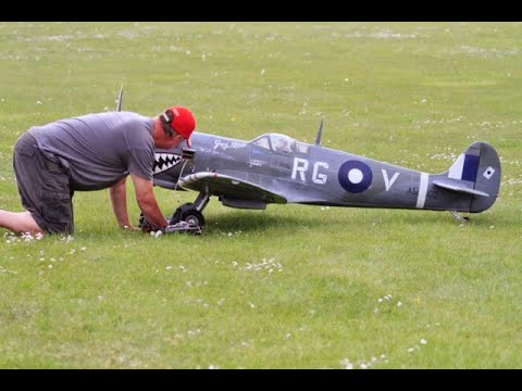 GIANT 1/4 SCALE RC SUPERMARINE SPITFIRE MK 8 "GREY NURSE" - DA 85cc PETROL - DUXFORD IWM - 2022