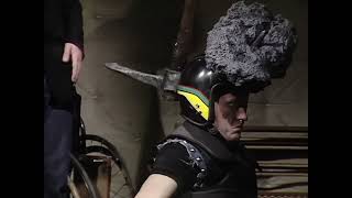 Download lagu Young Ones, The S01E02: 'Oil' - It Was Bound To Happen Sooner Or Later mp3 Download lagu Young Ones, The S01E02: 'Oil' - It Was Bound To Happen Sooner Or Later mp3