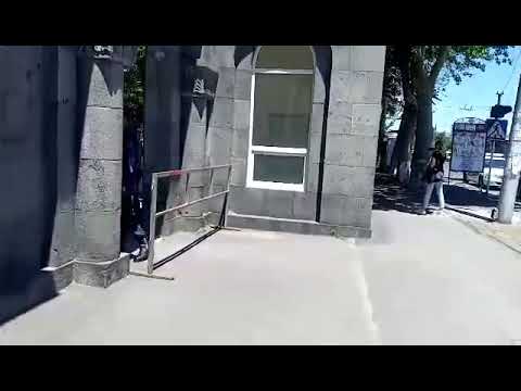 Ոստիկանները շրջափակել են Կոմիտասի անվան պանթեոնը