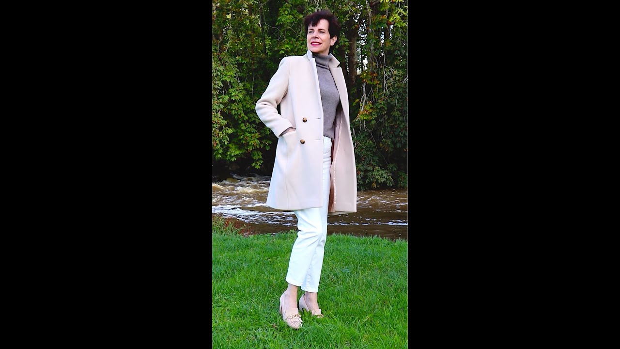 A COSY WOOL COAT OUTFIT FOR WOMEN OVER 50 #SHORTS
