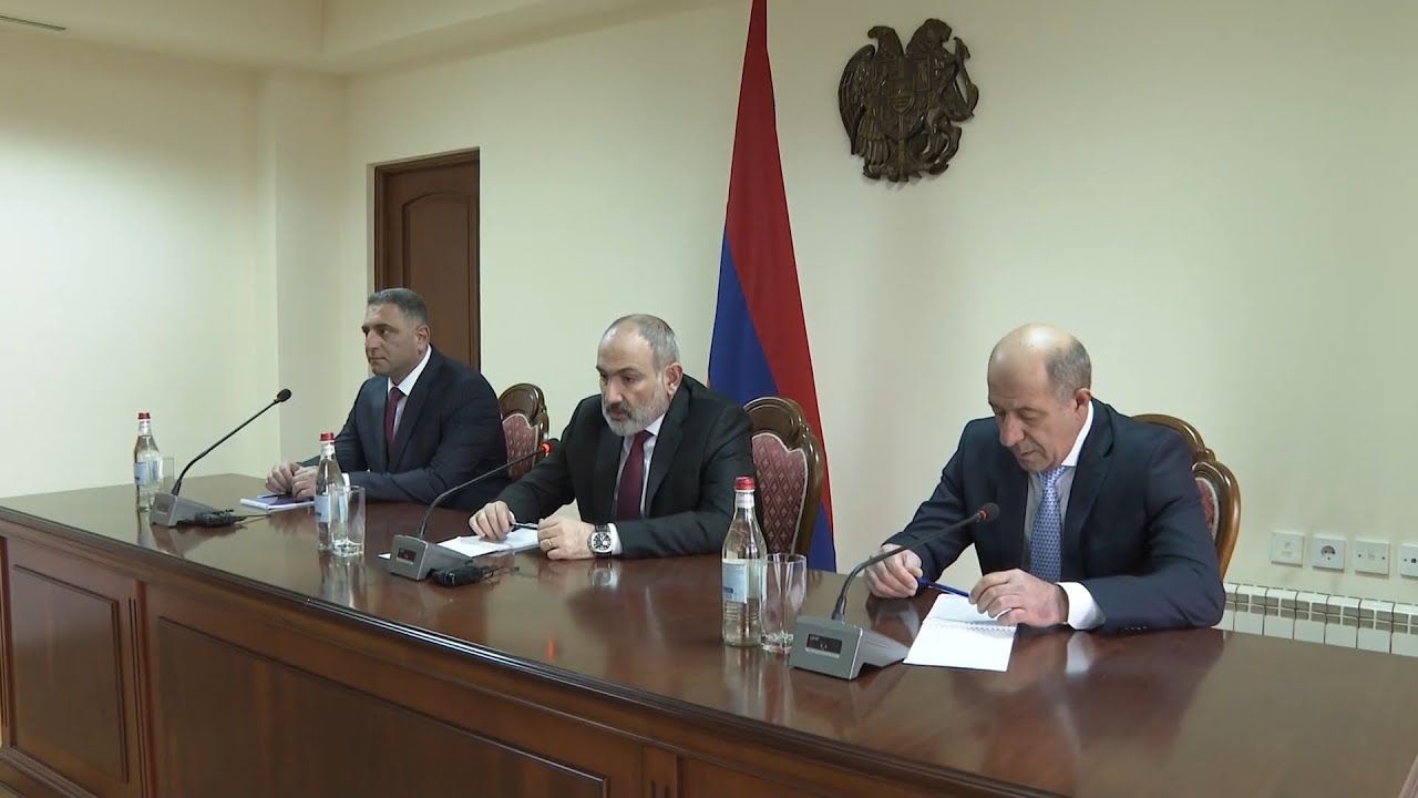 Փաշինյանը ՊՊԾ ծառայողներին է ներկայացրել նորանշանակ պետ Արթուր Գասպարյանին