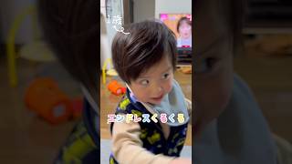 ずっと回ってる1歳児😂  #shorts #育児記録 #育児あるある #無限ループ
