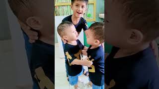 Download lagu lagi akurnya eh endingnya ngak nahan ##thedelendra4al #yenzoyenza #sikembarlucu #babytwins #fypage mp3