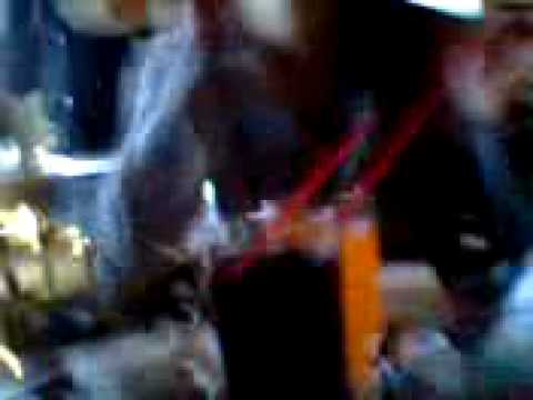 Comiendo completos con mis tortolitas ^^!