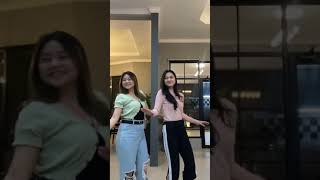 Download lagu CEWE GOYANG PUNDAK❤️ // SUBSCRIBE 🔥 #shorts mp3 Download lagu CEWE GOYANG PUNDAK❤️ // SUBSCRIBE 🔥 #shorts mp3