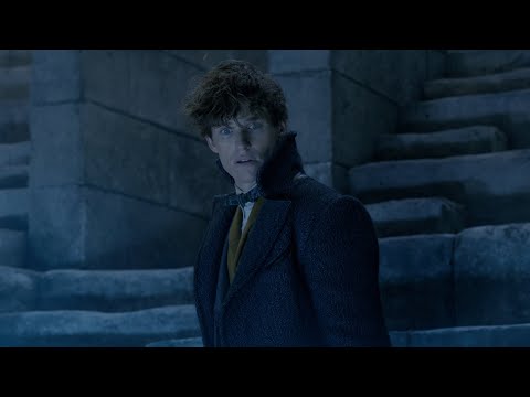 Thumbnail of the video: ANIMALES FANTÁSTICOS: LOS CRÍMENES DE GRINDELWALD - Trailer Final - Oficial Warner Bros. Pictures
