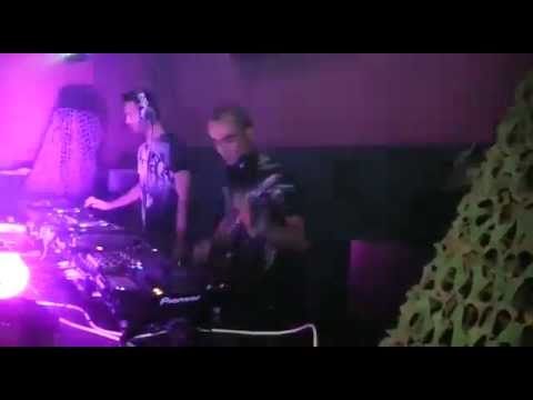 Barka&Taris \\ 07_11_015 \\ Hardstation Night \\ Oasi Club Pirri \\ Pt2