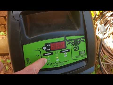 Schumacher Farm and Ranch, 100a 6V/12V Battery Charger, Maintainer, Engine Starter