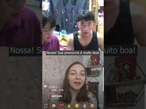 Brasileira SURPREENDE CHINESES com MANDARIM FLUENTE