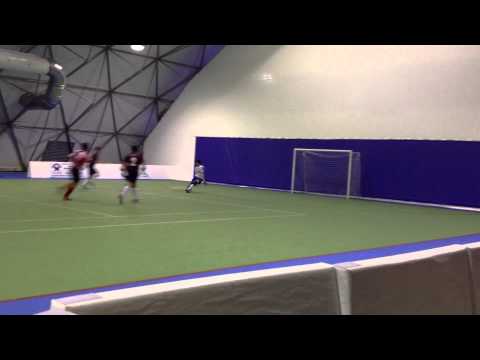 Aposa FCD Vs F. lli Bari (campionato juniores, 29 febbraio 2012) - gol di Nunez Apaza.MOV