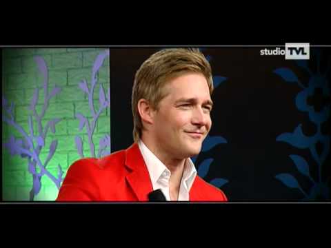 Christoff - 't is weer tijd voor de polonaise