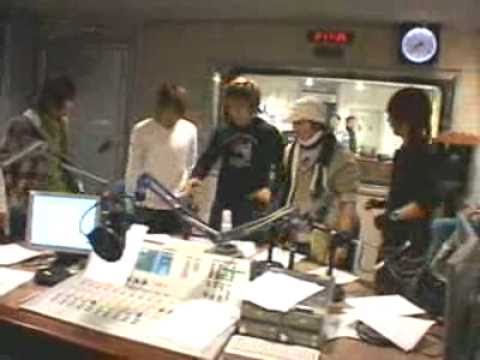 [060109] Twins on Youngstreet with Super Junior Members