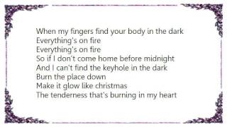 Hunters  Collectors - Everything&#39;s on Fire Lyrics