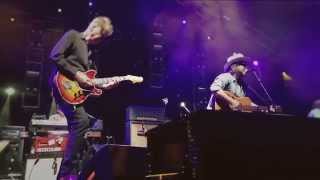 Wilco "The Joke Explained" [8/1/15 Gathering of the Vibes] (iPhone Clip)