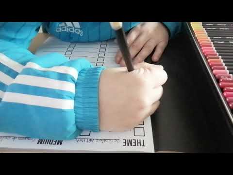 On débute le nuancier des crayons de couleurs #ARTINA