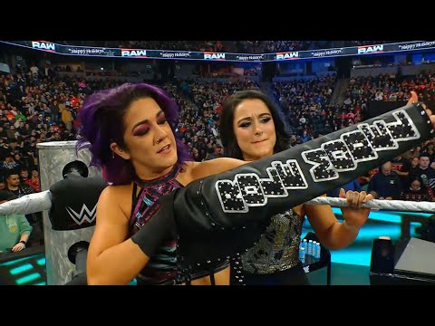 (1/2) Bayley vs Roxanne Perez: Raw December 22 2025