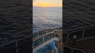 Рассвет в океане на круизном лайнере MSC SEASIDE #mscseaside #sunrise #umarkeyn #nicemusic #cruise