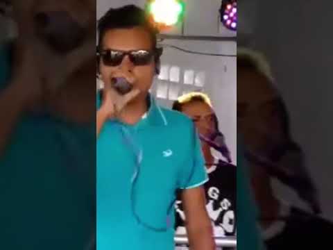 Gean Silva cantor e compositor de Buritirama Bahia vídeo novo